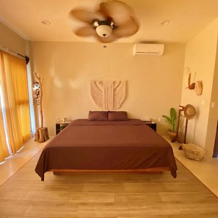 Aj Mun, Hotel Real Maya 3 バリャドリッド エクステリア 写真